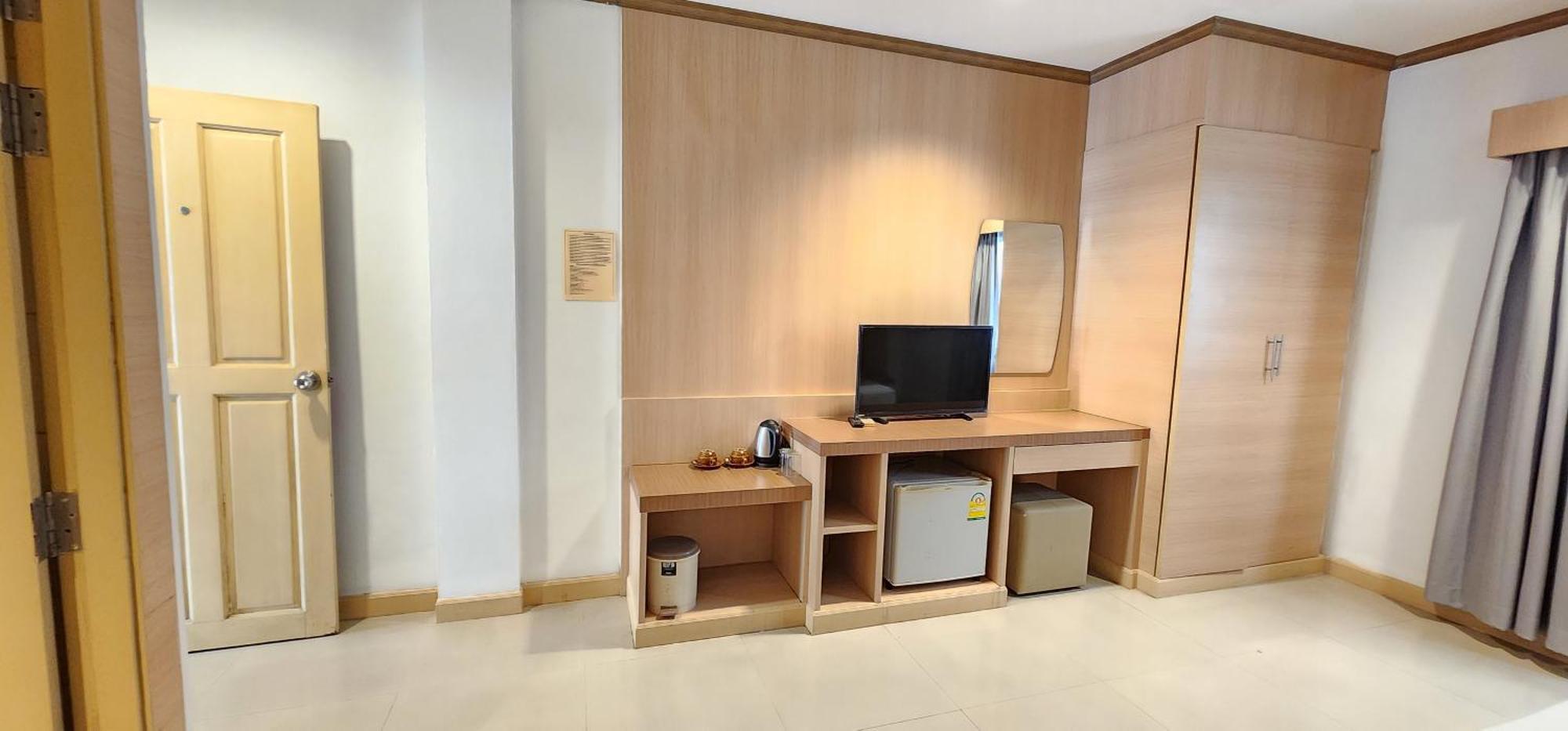 Eden Park 호텔 Patong 외부 사진